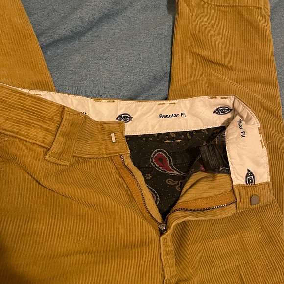 Dickies Cropped Corduroy Pants - Picture 2 of 3